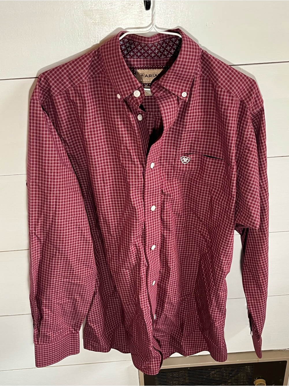 Ariat Men's Button-Down Long Sleeve Red Check Shirt